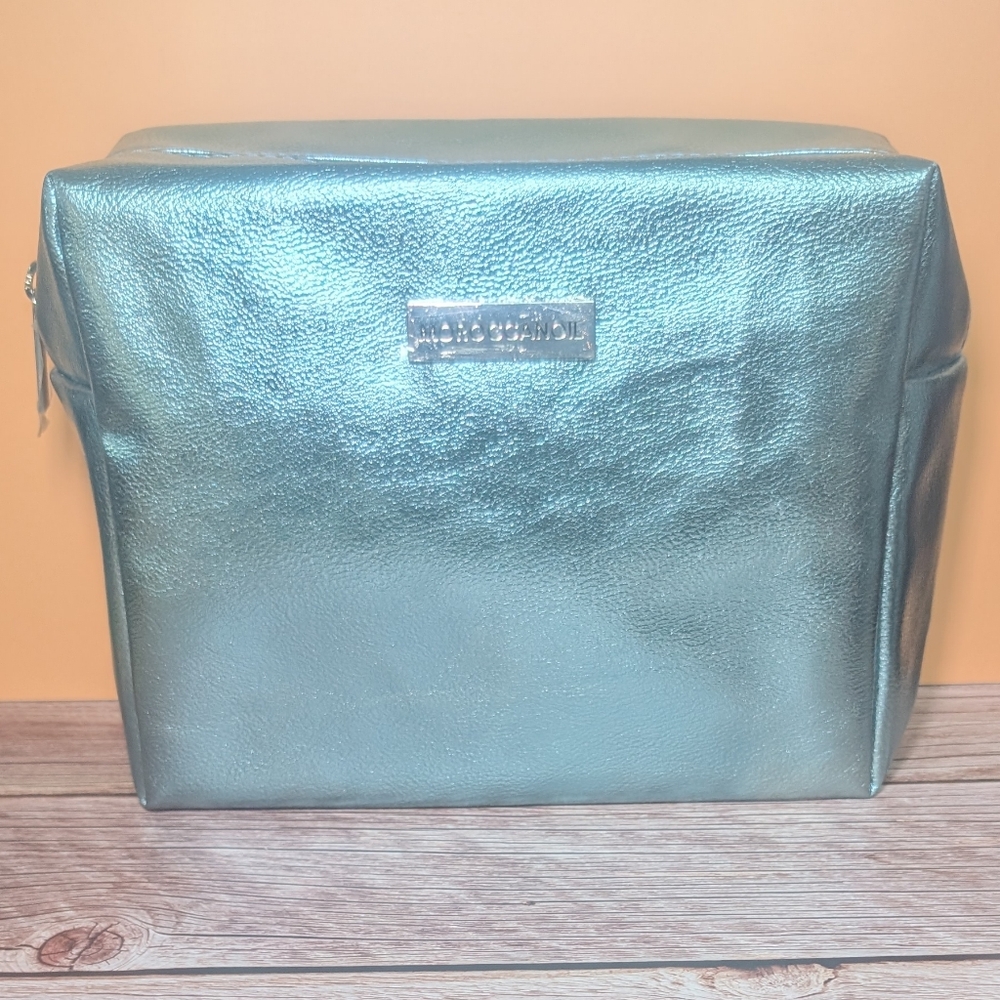Moroccanoil Shimmering Silver Bag